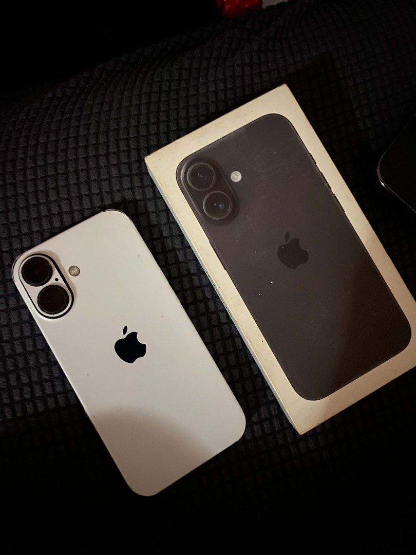Iphone 16 (Category: iPhone 16 Series) located in Manila. Submitted by chael13 (Listing ID 1470766141, Image 3). Description: Hello Im selling my personal used Iphone 16 | 128 GB INCLUSIONS : With box and replacement cord | sira na orig cord since matagal ko na rin nagamit. But yung replacement naman is still fast charging. Sama ko na rin extra cases and film sticker na color white. Naka film sticker yung phone pero pwede ko naman tanggalin if yo
