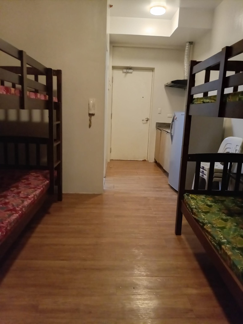 (Category: ) located in . Submitted by condo88888888 (Listing ID 1470816573, Image 1). Description: .