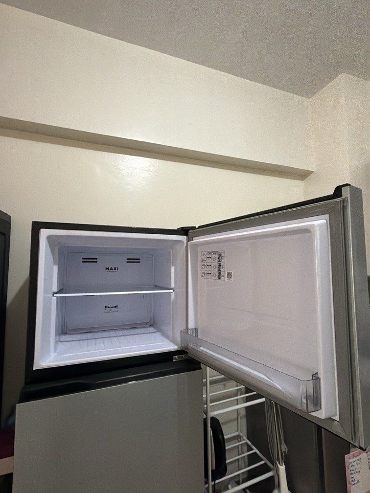 For sale refrigerator (Category: Other Kitchenware & Tableware) located in Manila. Submitted by hiroshimabom (Listing ID 1470791282, Image 2). Description: CONDURA INVERTER Moving out rush sale - minimal dent - price is negotiable for sure buyer -everything you need to see is in the photo Rfs- already have refrigerator .