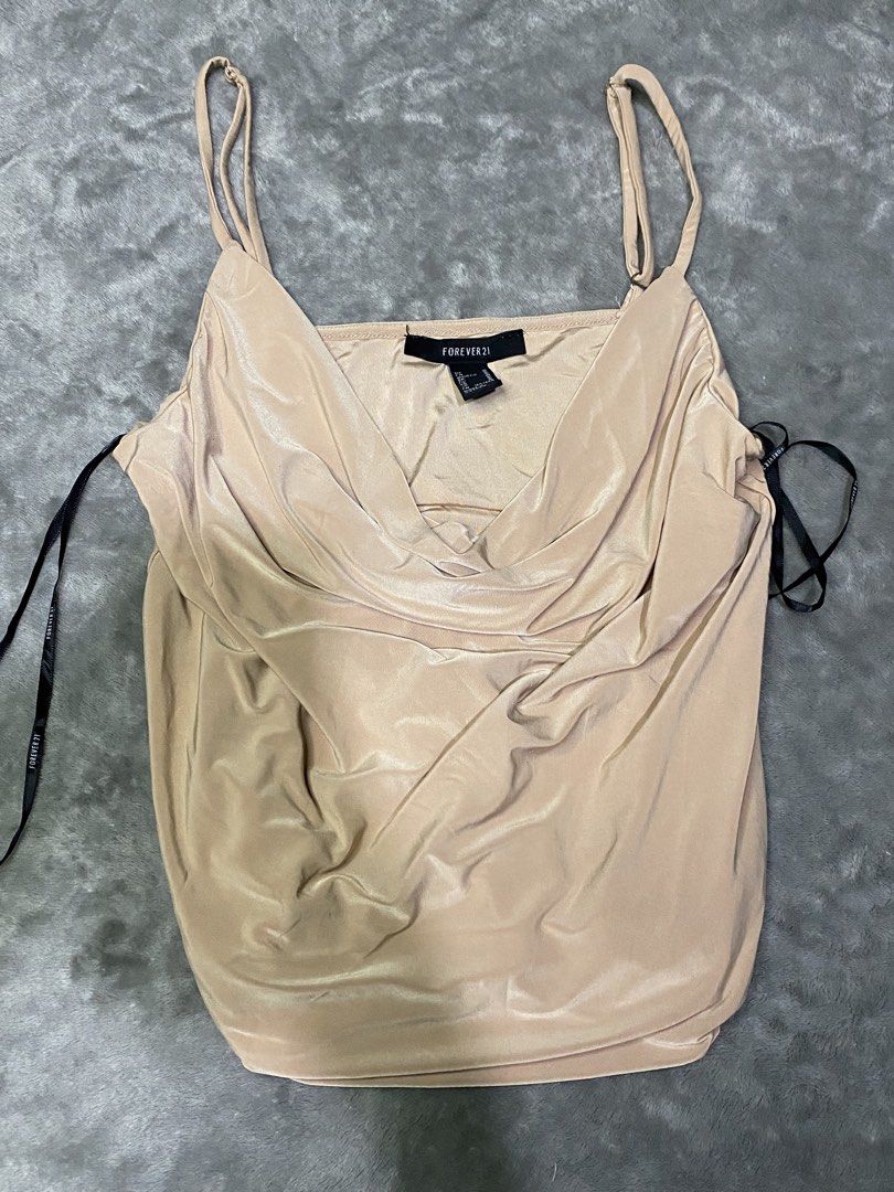 Forever 21 Bodysuit Top (Category: Sleeveless) located in Manila. Submitted by pc.thrift (Listing ID 1470764670, Image 1). Description: Medium.