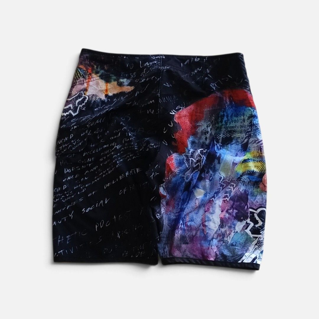 FOX B-SHORT (Category: Shorts) located in San Carlos City. Submitted by noynoy11 (Listing ID 1470790240, Image 1). Description: FOX B-SHORT✅ SIZE 34 34W - 21L - 10H Excellent - No issues DM✅.