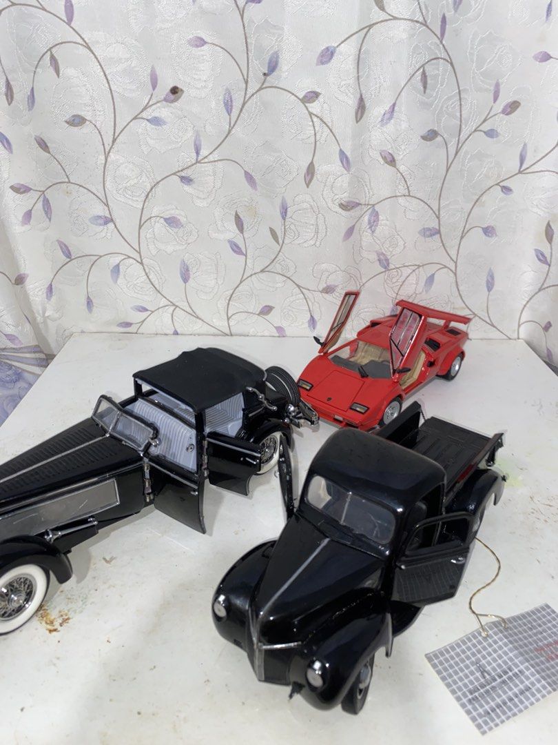 Franklin Mint Precision Model Bundle (Category: Vehicle & Diecast Models) located in Ajuy. Submitted by shopnook (Listing ID 1470867771, Image 2). Description: .