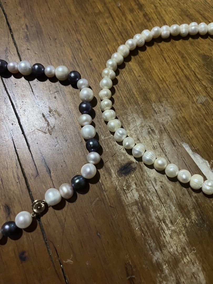 Freshwater Pearl Necklaces (Category: Necklaces) located in Makati City. Submitted by declutter1210 (Listing ID 1470883066, Image 2). Description: For sale! Authentic Freshwater Pearl Necklaces Black/White - 16.5” White - 17” 800 each take both for 1500 Makati area .