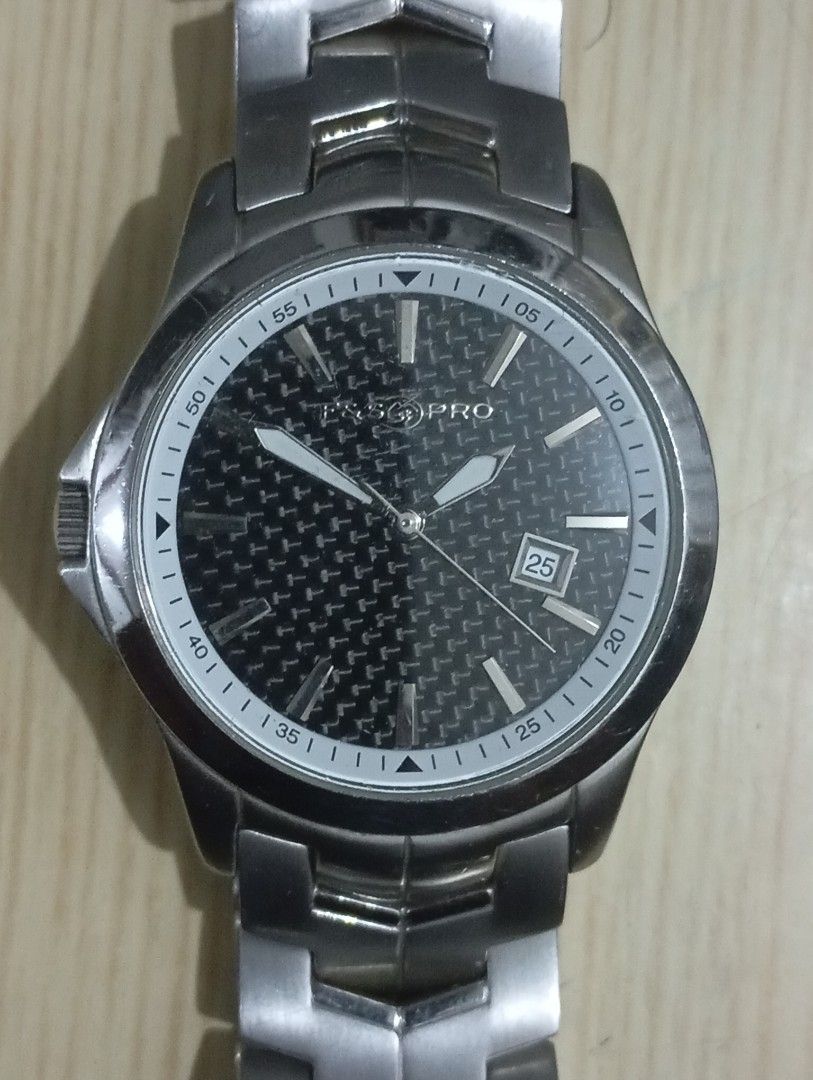 F&S pro carbon dial (Category: Men's Watches) located in Las Pinas. Submitted by quick_deals_great_finds2 (Listing ID 1470872647, Image 1). Description: Original good working condition Quartz with battery 40mm Fits wrist size 7.2 inches.