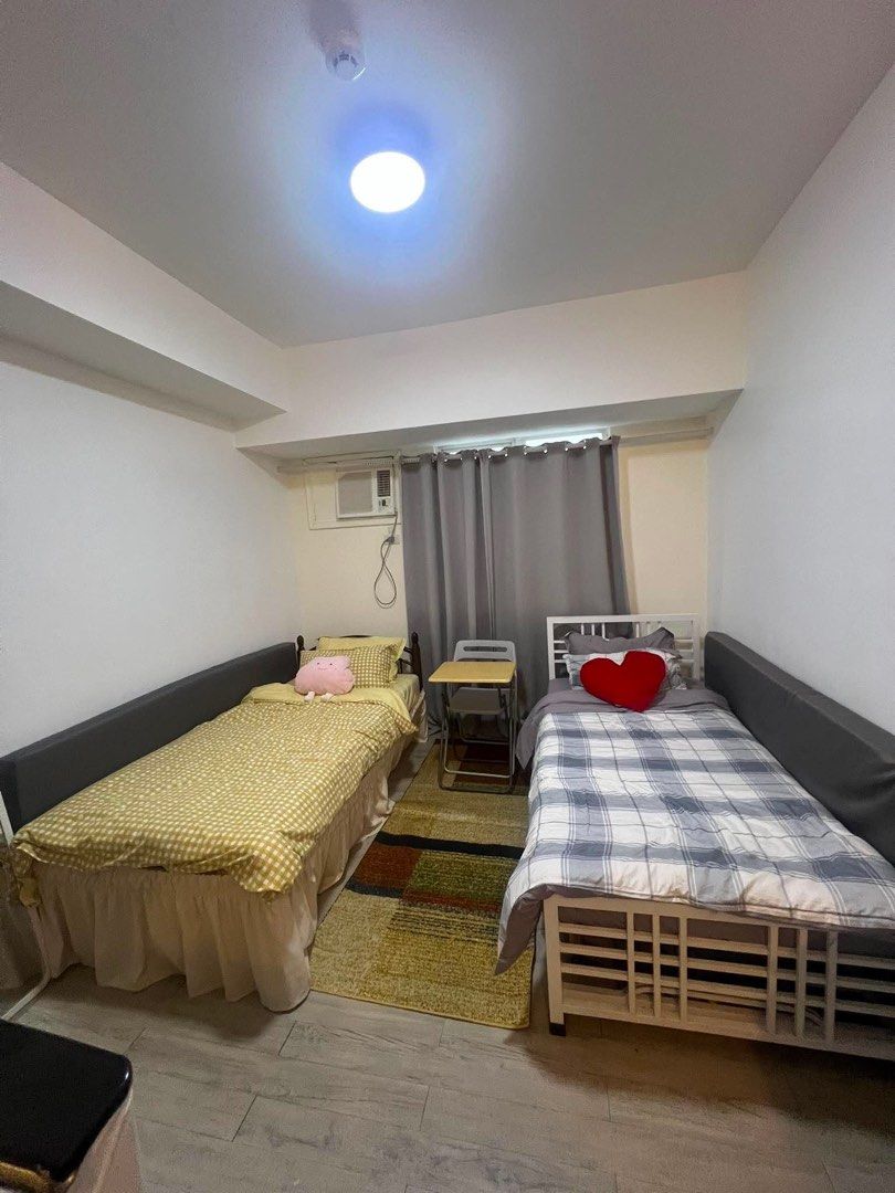 Fully Furnished Studio Apartment Unit (Category: Apartments & Condos) located in Pasig City. Submitted by maloupunsalan (Listing ID 1470782663, Image 2). Description: FOR RENT – Fully Furnished Studio Condo Amaia Skies Cubao, Tower 2, 26th Floor P18,000/month, Association Dues Included High-floor unit with city view, fully furnished and move-in ready. Walking distance to MRT Cubao and Araneta City. Amenities: Pool, Gym, Basketball Court, Playgrou