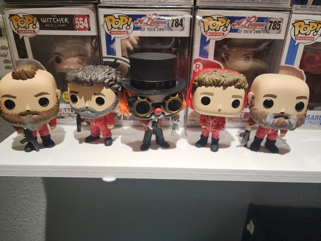 Funko Pop Mone heist Etc Vinyl Figures Lot (Category: Designer & Blind Box Toys) located in Manila. Submitted by kg613 (Listing ID 1470760437, Image 1). Description: funko pop oob money heist lot 5pcs 1999 squid game 299 luka 399.