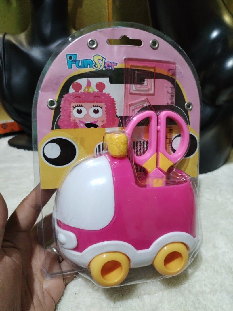 Funster BuBu Car Stationery Set Toy (Category: Stationery & School Supplies) located in La Trinidad. Submitted by malditas (Listing ID 1470898474, Image 1). Description: - Adorable pink Funster BuBu car design with white and yellow wheels - Complete stationery set includes a car pen holder, scissors, ruler, erasers, and stickers - Brand new and sealed in original blister packaging - Made in Taiwan and conforms to safety standards - Great desk acc