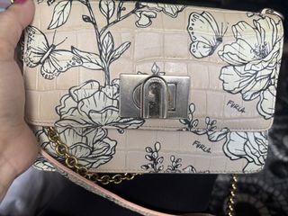(Category: ) located in . Submitted by riri.rarapreloved (Listing ID 1470782427, Image 1). Description: .