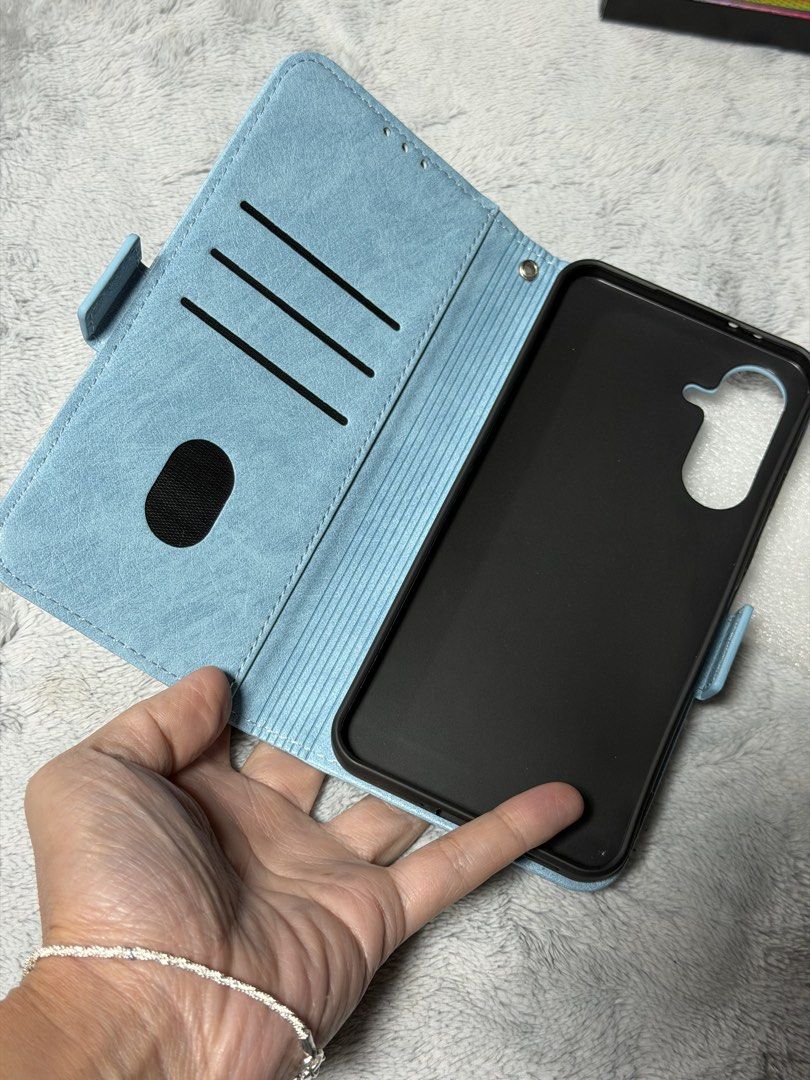 GALAXY A56 PHONE CASE (Category: Cases & Sleeves) located in Sablan. Submitted by gongonshelley12 (Listing ID 1470894054, Image 3). Description: 100 only GALAXY A56 PHONE CASE GANDA NETO MGA MADAM.