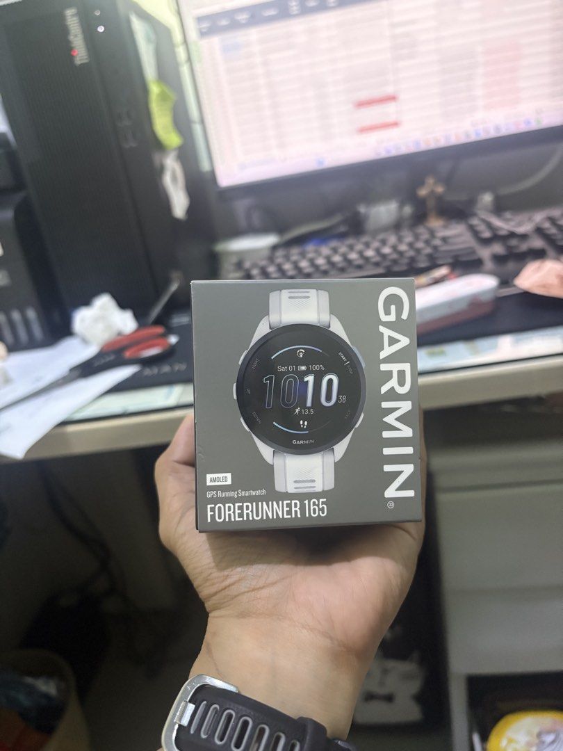 Garmin Forerunner 165 (white/gray) (Category: Wearables & Smart Watches) located in Catarman. Submitted by marguerite67008 (Listing ID 1470814764, Image 1). Description: Brand new ayaw ng son ko kasi di nya type ang color.