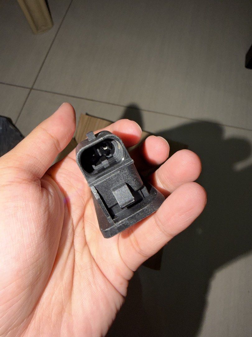 Geely Coolray OEM Tailgate Release Switch (Category: Other Automotive Parts and Accessories) located in Caloocan City. Submitted by klagustin (Listing ID 1470846442, Image 2). Description: Sometimes, it’s the little thing that needs attention..