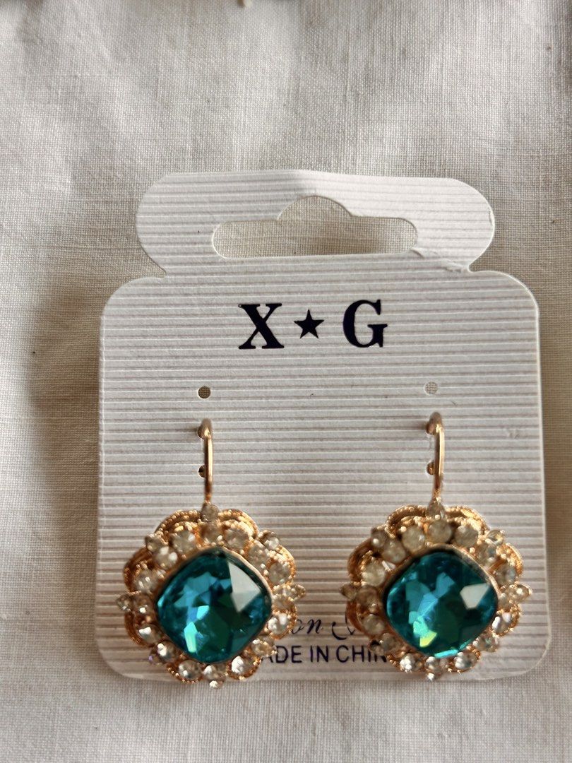 Gemstone Earrings (Category: Earrings) located in Pinamalayan. Submitted by _dragonfly (Listing ID 1470775615, Image 3). Description: .
