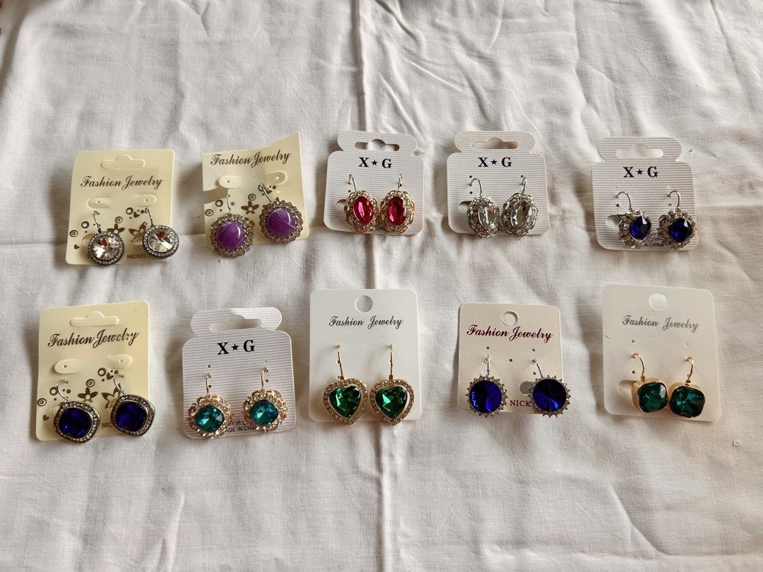 Gemstone Earrings (Category: Earrings) located in Pinamalayan. Submitted by _dragonfly (Listing ID 1470775615, Image 1). Description: .