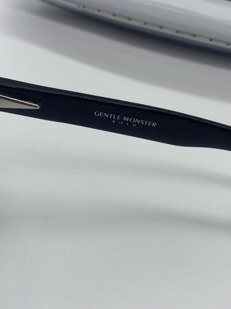 Gentle Monster BOLD Ojo 01 (Black) (Category: Sunglasses & Eyewear) located in Bacoor. Submitted by thegentleluxe (Listing ID 1470916324, Image 3). Description: Gentle Monster BOLD Ojo 01 (Black) Comes with Metallic Silver Case, Cloth. No Box Pre-Order/On Hand Other Colors: (For pre-order) 2995php only! (Shipping fee excluded) Follow our Page FB: The Gentle Luxe IG: @thegentleluxestore .