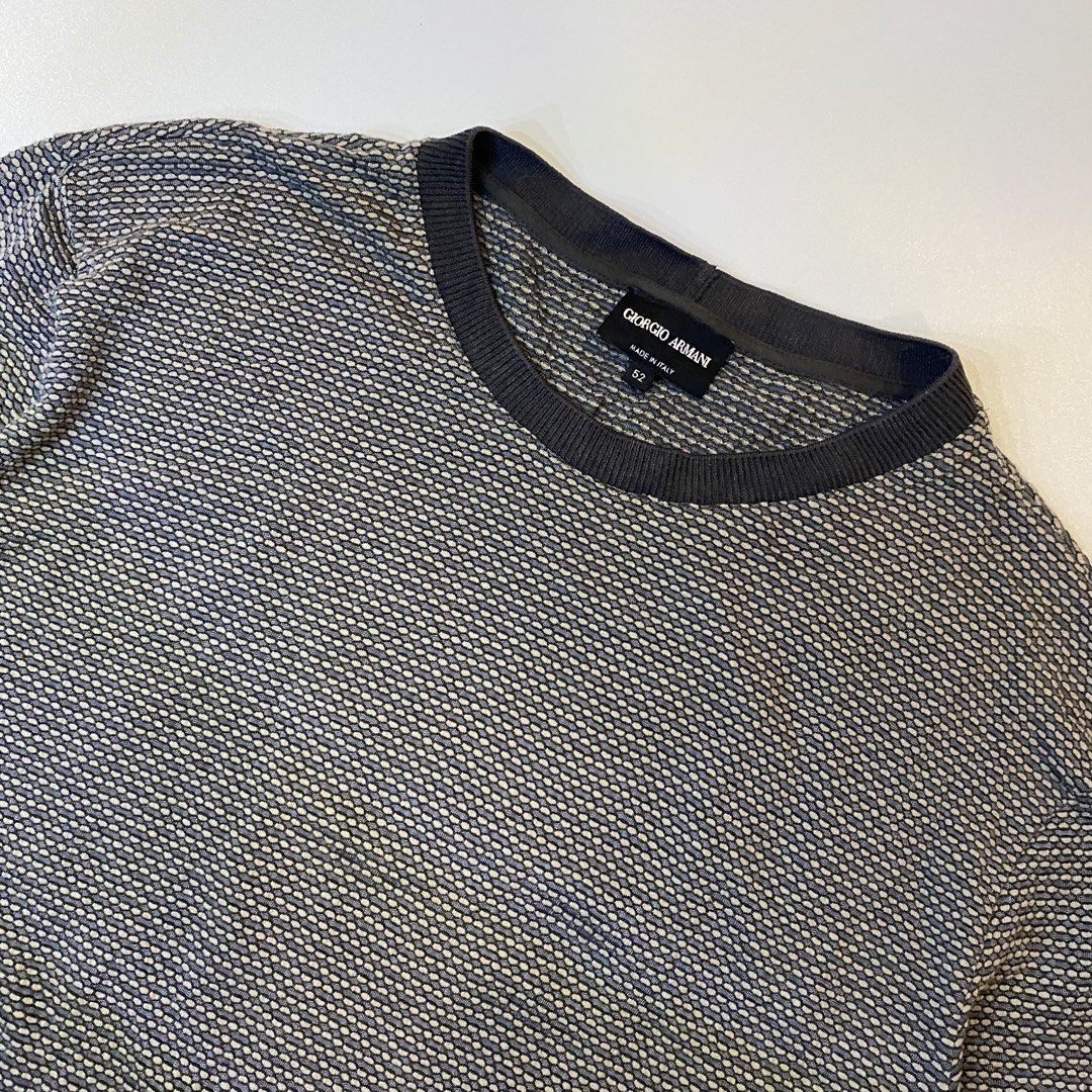 Giorgio armani slim fit ringer tee (Category: Tshirts & Polo Shirts ) located in Iloilo. Submitted by joren_ian (Listing ID 1470856168, Image 2). Description: Giorgio ARMANI Slim fit Semi strechable ringer tee Size: 52 (large) Dimes (LengthxWidth): 28.5x20 ₱600 Condition: like new Issue: none Dm to avail .
