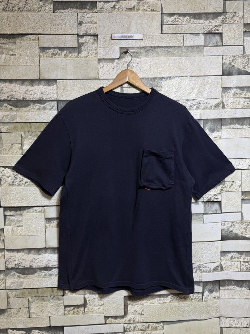 GOOPiMADE TYPE X 3D POCKET TEE SHIRT NAVY BLUE (Category: Tshirts & Polo Shirts ) located in Santa Rosa. Submitted by alejon007 (Listing ID 1470826004, Image 2). Description: GOOPiMADE TYPE X 3D POCKET TEE SHIRT NAVY BLUE 100% Legit Excellent condition No issues Size fit med to large 29 x 21 PRIC 1️⃣3️⃣8️⃣0️⃣ Pm.