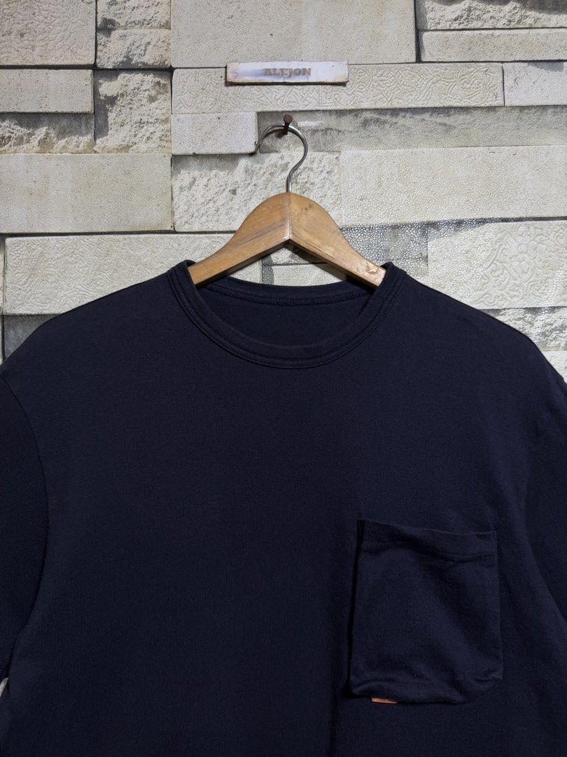 GOOPiMADE TYPE X 3D POCKET TEE SHIRT NAVY BLUE (Category: Tshirts & Polo Shirts ) located in Santa Rosa. Submitted by alejon007 (Listing ID 1470826004, Image 3). Description: GOOPiMADE TYPE X 3D POCKET TEE SHIRT NAVY BLUE 100% Legit Excellent condition No issues Size fit med to large 29 x 21 PRIC 1️⃣3️⃣8️⃣0️⃣ Pm.