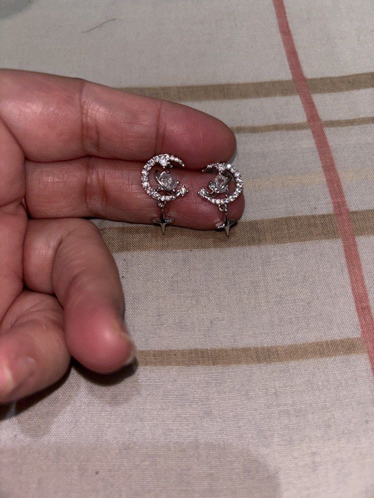 Gothic earrings studded non tarnish (Category: Earrings) located in Manila. Submitted by vintageaccessories (Listing ID 1470794144, Image 3). Description: .
