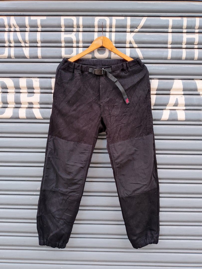 Gramicci Pants (Category: Activewear) located in Manila. Submitted by gentlestone1998 (Listing ID 1470779577, Image 1). Description: Size small Excellent condition No issue Flawless.