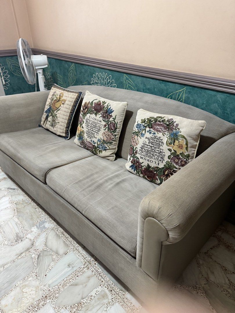 Grey 3-Seater Pull-Out Sofa Bed (Category: Sofas) located in Makati City. Submitted by maria.1024 (Listing ID 1470765580, Image 1). Description: 3-Seater Convertible Sofa Bed – Grey Beige Fabric (Throw Pillows Not Included) Comfortable three-seater sofa that converts into a guest bed using a fold-out metal frame and mattress. Features neutral grey-beige fabric upholstery, rounded armrests, and a classic, versatile design suitable for living rooms