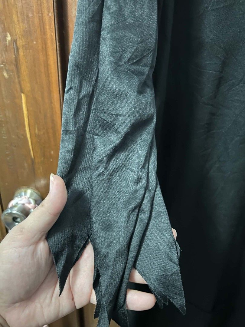 Grim Reaper costume 10-11 years old (Category: Babies & Kids Fashion) located in San Pablo. Submitted by anicahclosetonlineshop (Listing ID 1470865328, Image 2). Description: Grim Reaper costume used once for 10-11 years old velvet type Payment first Shipping via orange app or jnt Can do lalamove, kayo magbubook.