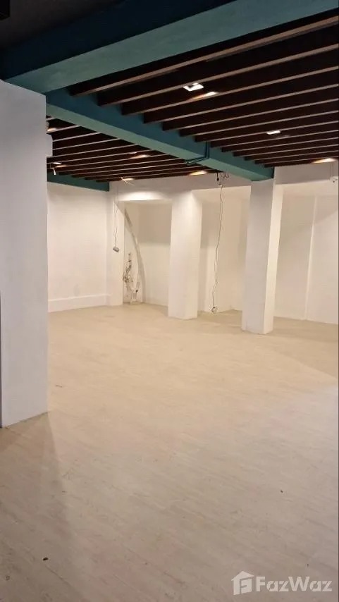 (Category: ) located in . Submitted by propertyproph (Listing ID 1470752121, Image 1). Description: .