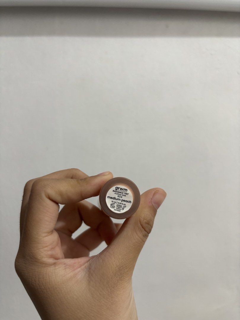 GRWM color corrector (Category: Makeup) located in Cavite. Submitted by ishakey (Listing ID 1470817667, Image 2). Description: .