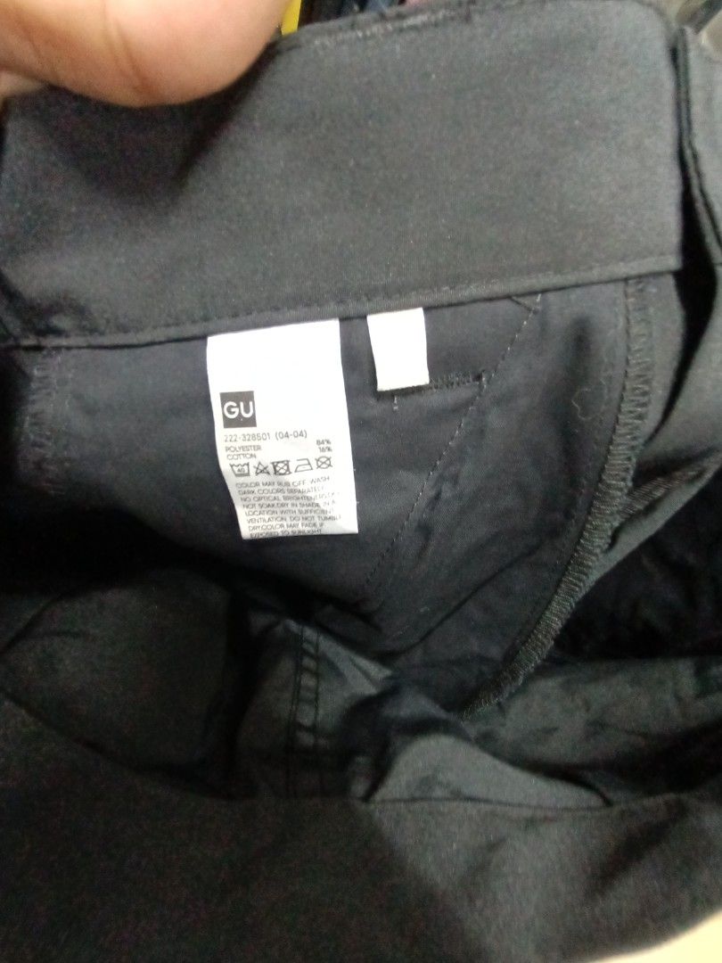 GU Black Cargo Utility Skirt (Category: Skirts) located in Bayombong. Submitted by rheaaa00530 (Listing ID 1470852979, Image 2). Description: - Brand: GU - Color: Classic Black - Style: Cargo utility skirt with mid-length design - Features: Front button closure, belt loops, and large functional cargo pockets on both sides - Material: 84% polyester, 16% cotton blend - Condition: Great for casual everyday wear.