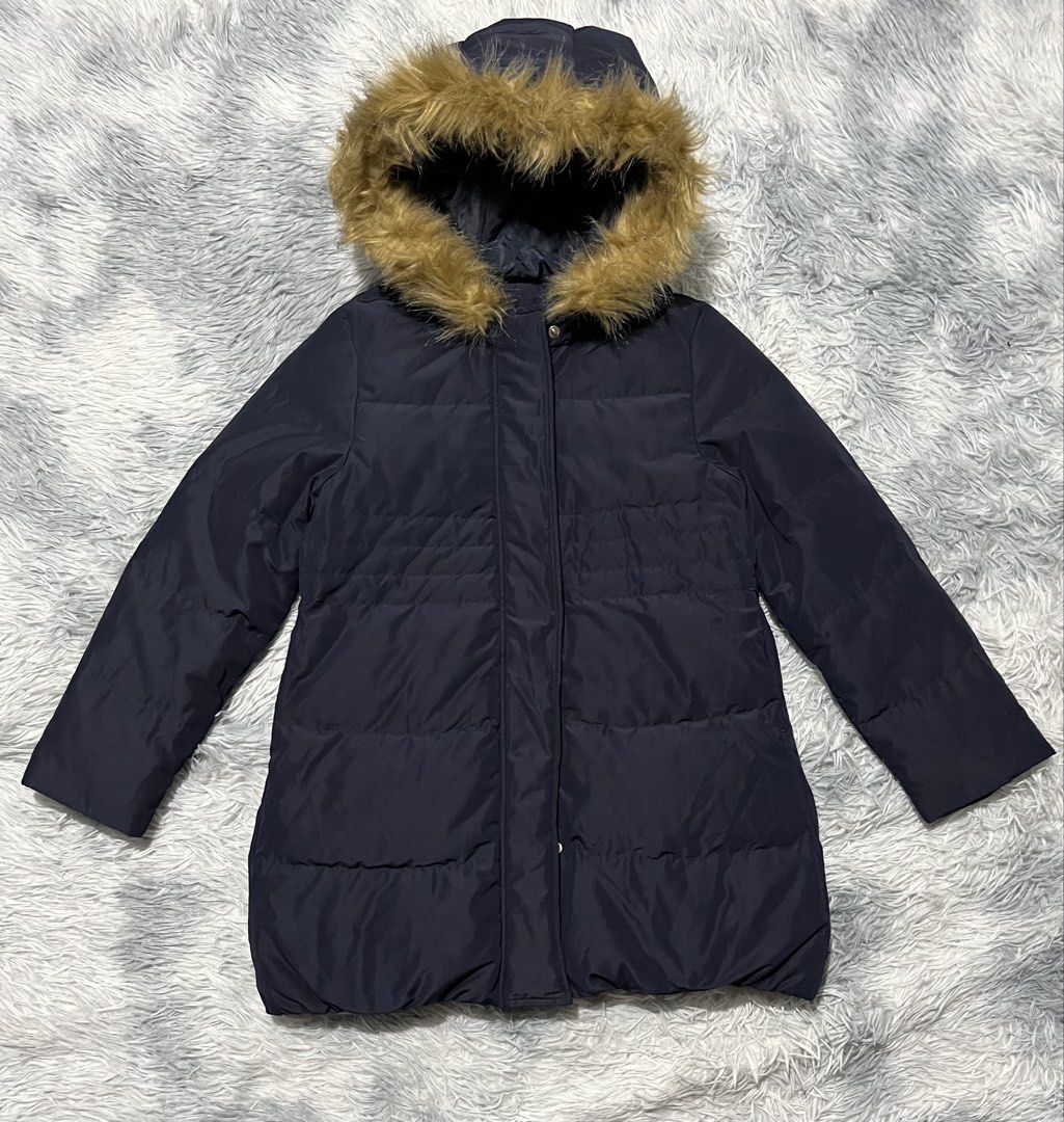 GU Puffer Jacket Kids (Category: Babies & Kids Fashion) located in Sasmuan (Sexmoan). Submitted by winterclothes.ph (Listing ID 1470782001, Image 1). Description: GU Puffer Jacket Kids Detachable Hood 130 on tag 7/8 yrs old Girl Width 16.5 Length 26 Excellent Condition.