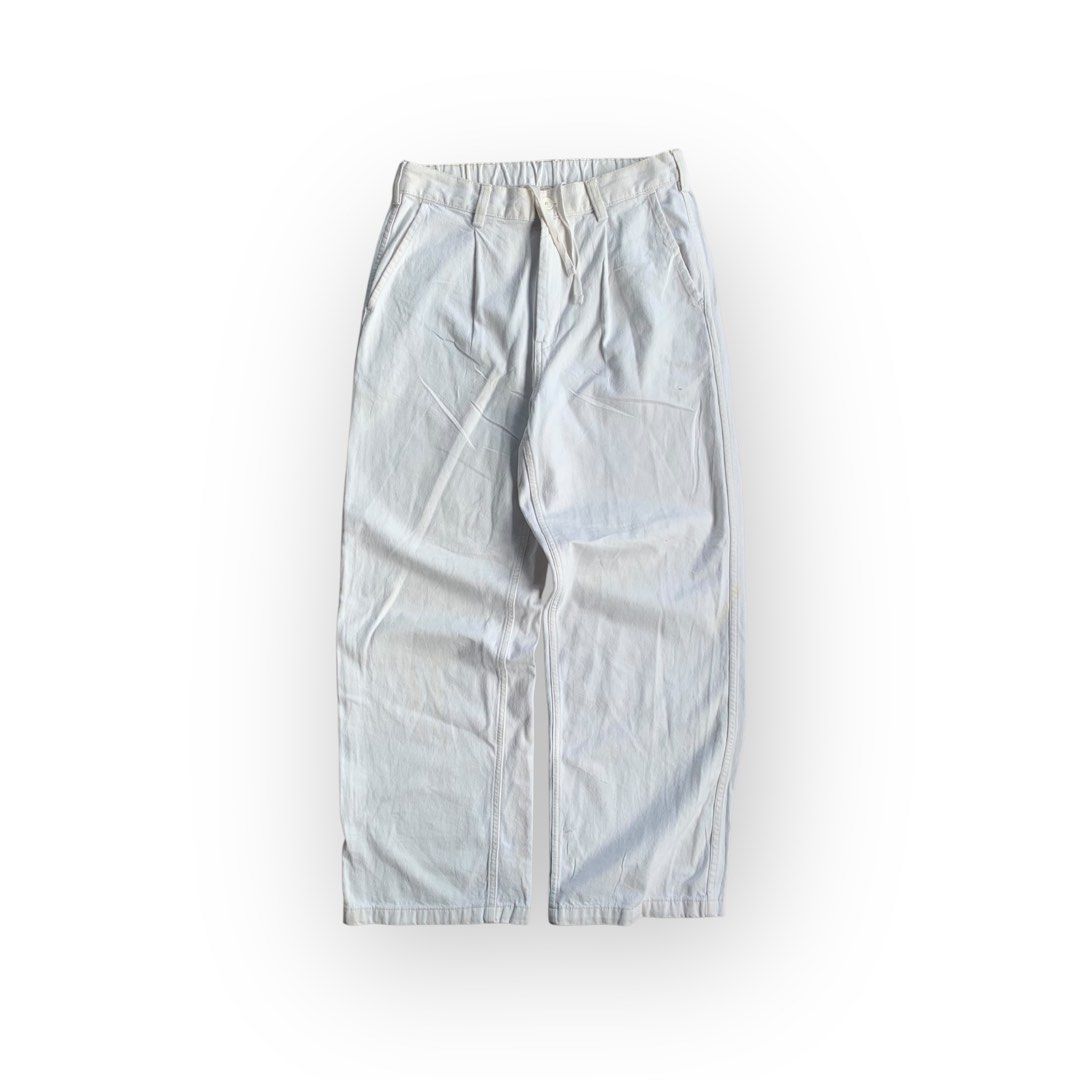 GU White Wide Leg Pants (Category: Jeans) located in Malinao. Submitted by nhlcrza (Listing ID 1470907344, Image 1). Description: size - S 28-34 W” x 39.5 L” 9.5 Hem” excellent condition ( need wash ).