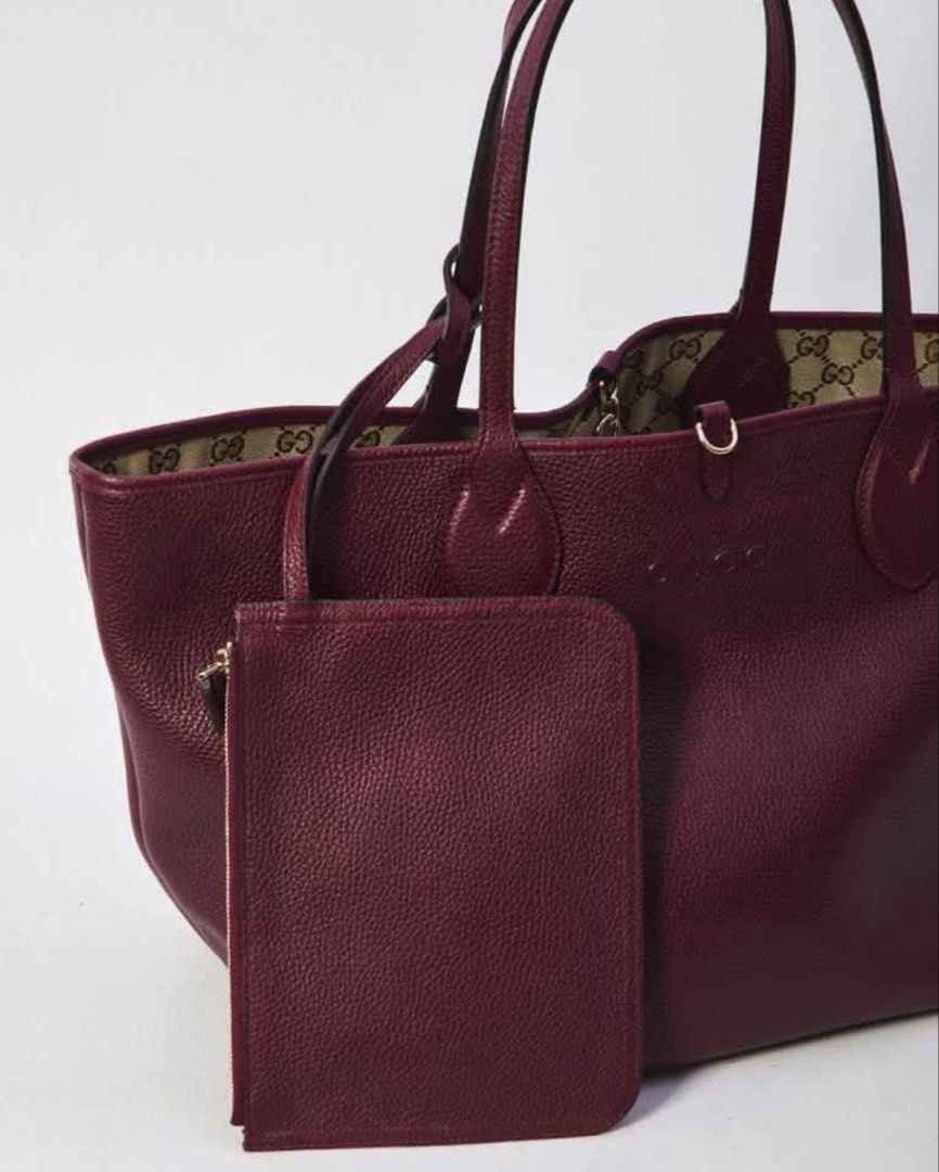 GUCCI RED LARGE TOTE REVERSIBLE BAG (Category: Baby High Chairs) located in Angeles City. Submitted by migs_font29 (Listing ID 1470848687, Image 2). Description: .