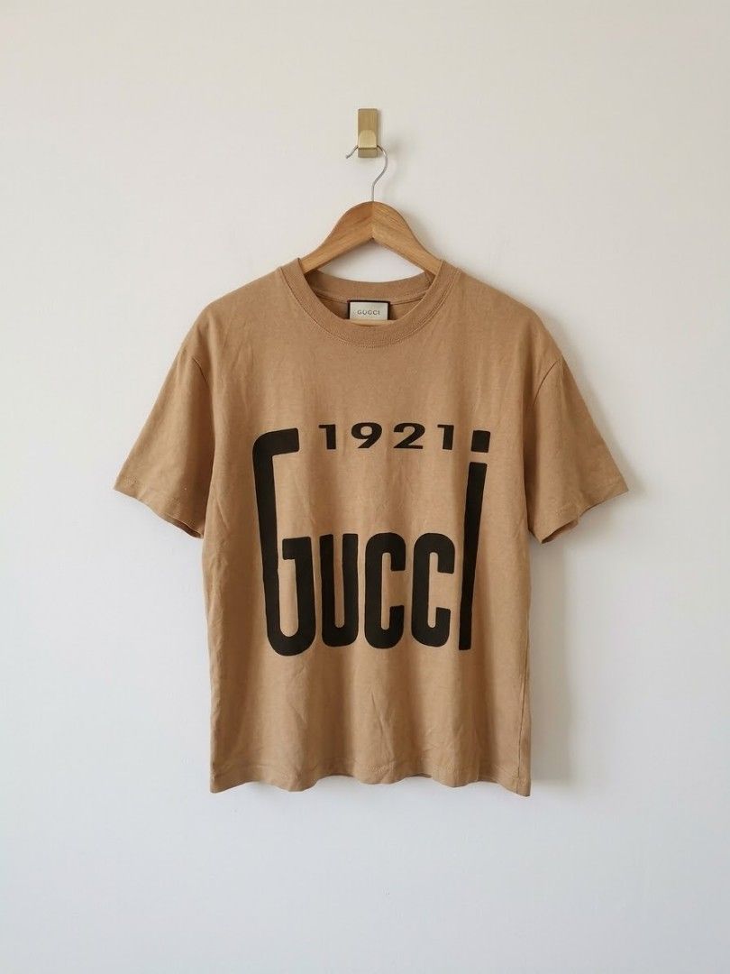 GUCCI Shirt (Category: Luxury Apparel) located in Iba. Submitted by selector_items (Listing ID 1470883411, Image 2). Description: .
