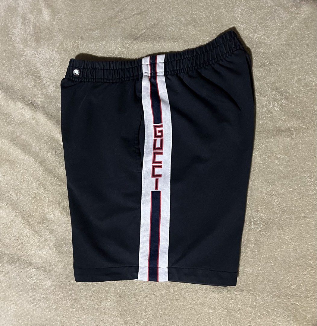 Gucci Size Stripe Logo Short - Black (Category: Shorts) located in Cebu City. Submitted by jlturno1999 (Listing ID 1470772333, Image 2). Description: Gucci Size Stripe Logo Short - Black Excellent condition 28-32 waistline adjustable, 17 length 9/10 color rate No lace Need wash.