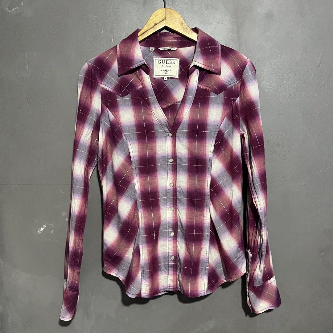 GUESS plaid button-up shirt (Category: Longsleeves) located in Calauan. Submitted by randomthrift.womens (Listing ID 1470804021, Image 1). Description: .
