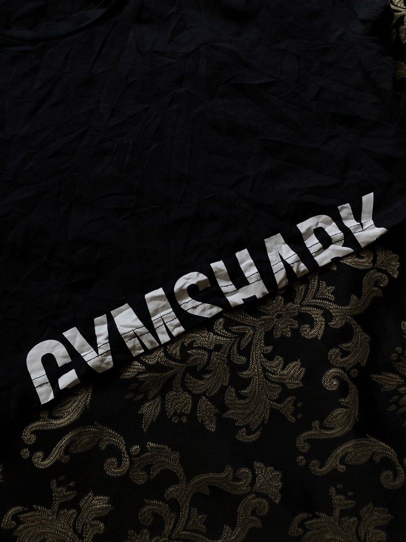 Gymshark crop top (Category: Others Tops) located in Dipolog. Submitted by kc_prelovedfinds (Listing ID 1470787074, Image 3). Description: Gymshark crop top.