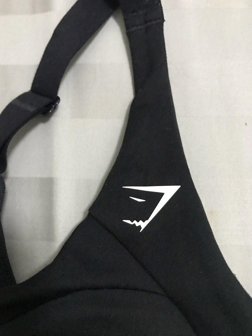 Gymshark Sportsbra (Category: Activewear) located in Manila. Submitted by freshlemon58885 (Listing ID 1470924421, Image 2). Description: Small on Tag Made in Vietnam Built In pads .