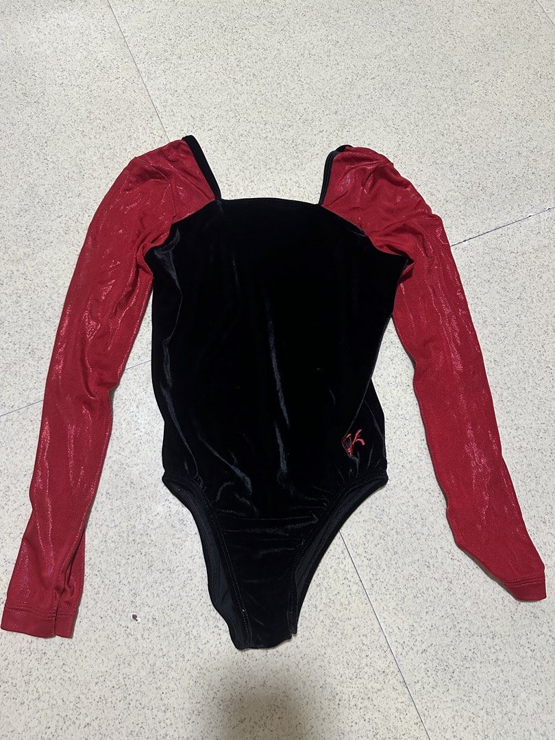 Harley Quinn Costume (Category: Sets or Coordinates) located in Manila. Submitted by jhannabara79691 (Listing ID 1470750964, Image 2). Description: HALLOWEEN COSTUME FOR SALE selling these costumes for anyone looking for a last-minute halloween fit! ♡ clown / harley quinn set (top + bottom) | XS-S 📍 location: Pandacan, Manila only 💌 same-day delivery (SDD) or pickup only ⭐️ Gcash / Gotyme / Maribank dm me if interested! first to claim, first se