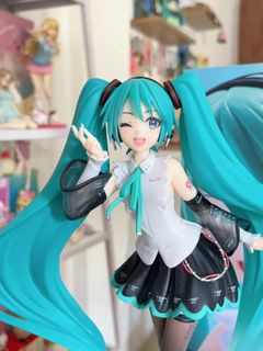 (Category: ) located in . Submitted by faebunbun (Listing ID 1470794815, Image 1). Description: .