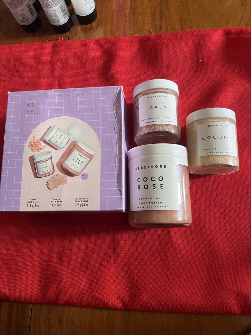 HERBIVORE SOAP SOFTEN SET (Category: Bath) located in Manila. Submitted by luxeclassyshop (Listing ID 1470782605, Image 2). Description: HERBIVORE SOAP SOFTEN SET COCO ROSE COCONUT OIL-BODY POLISH 226g Coconut bath soak 113g Calm bath soap 113g Original Sale 2set .