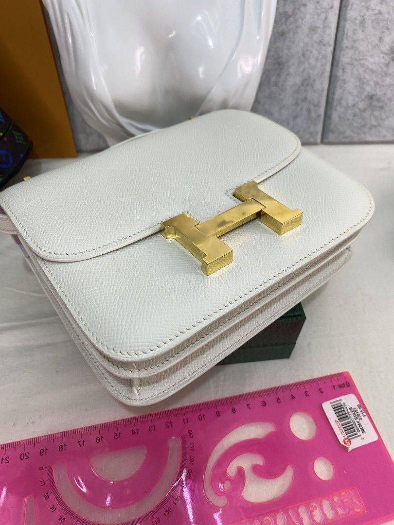 Hermes Constance 18 (Category: Luxury Bags & Wallets) located in Cebu City. Submitted by bisayaseller77 (Listing ID 1470871453, Image 2). Description: like new. thrifted/ ukay.