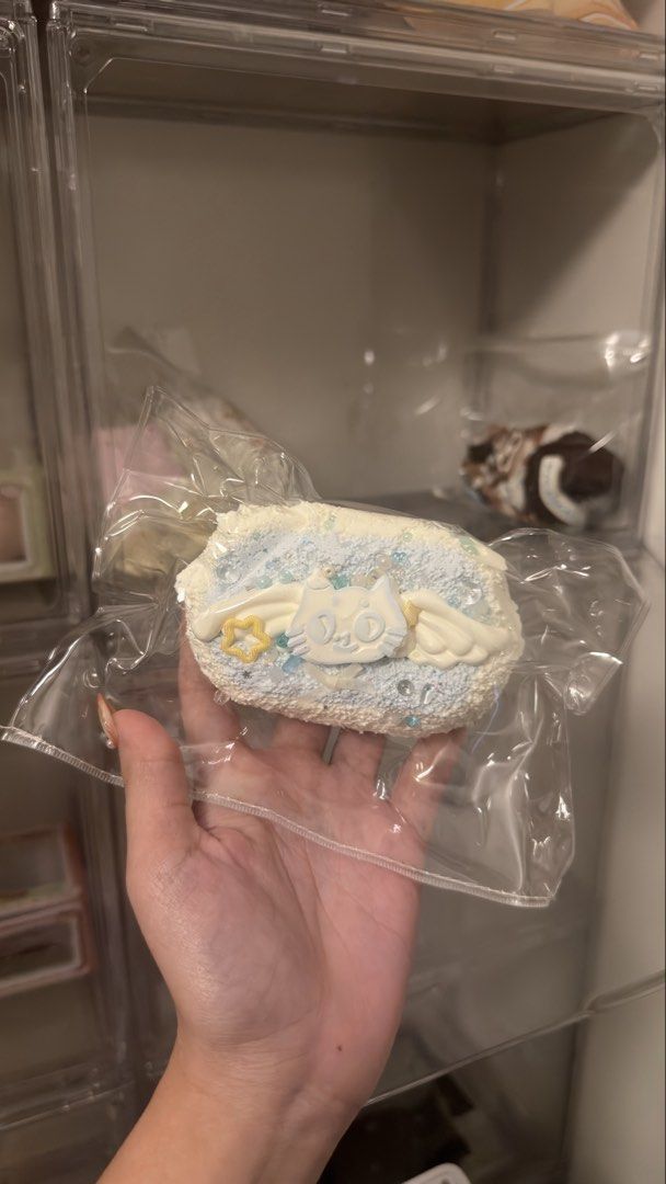 Hijojowo Blue Angel Wings Taba Squishy (Category: Designer & Blind Box Toys) located in Manila. Submitted by squishylawlph (Listing ID 1470859873, Image 1). Description: in good condition taba (slow-rise) sealed pvc packaging soft, cotton milk.