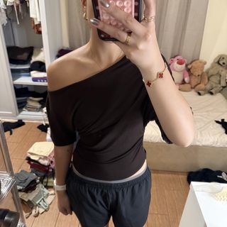 (Category: ) located in . Submitted by s0l4nge (Listing ID 1470881791, Image 1). Description: .