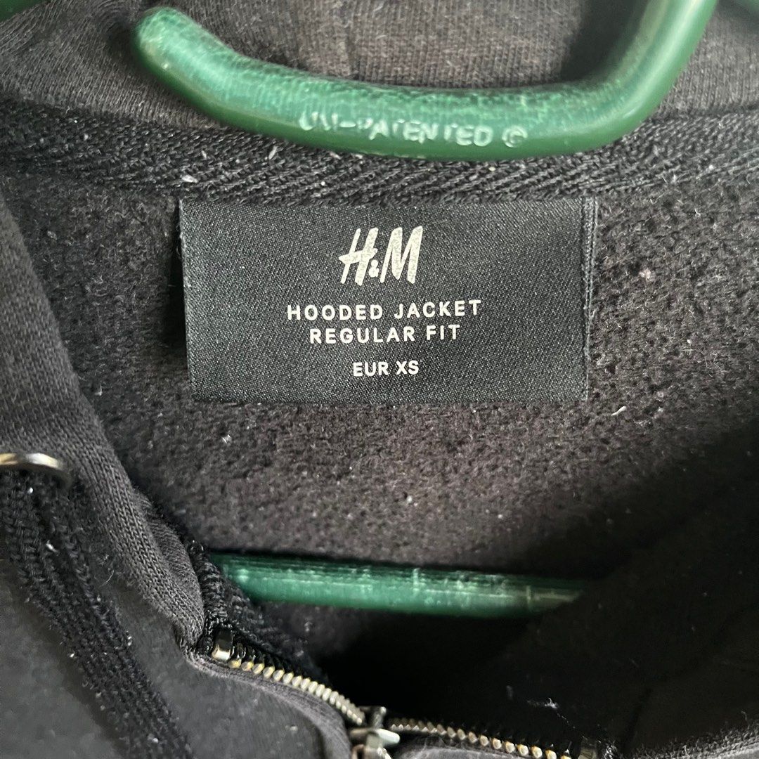 H&M hooded jacket (Category: Coats, Jackets and Outerwear) located in Quezon City. Submitted by changamie (Listing ID 1470771194, Image 3). Description: .