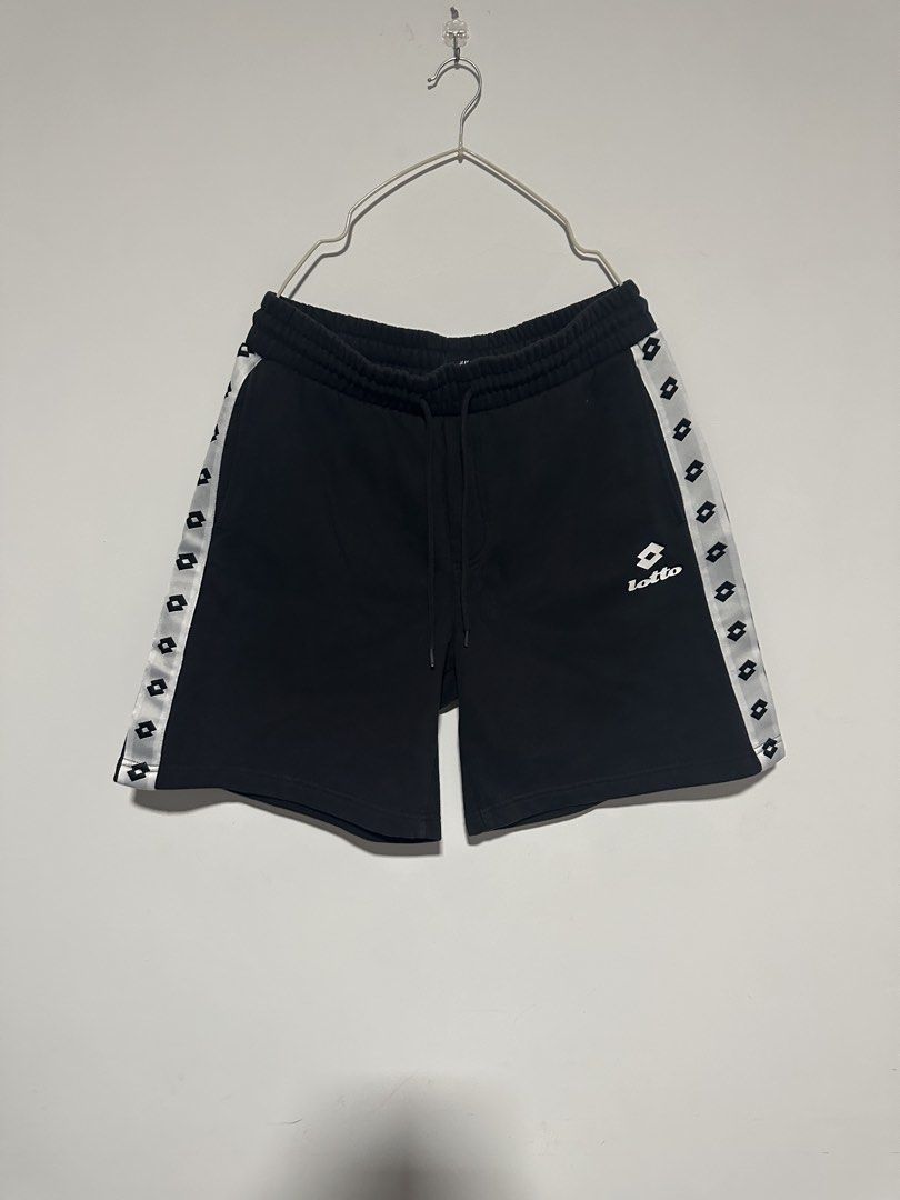 H&M LOTTO Regular Fit Sweatshorts (Category: Shorts) located in Angeles City. Submitted by royal_vintage_thriftshop (Listing ID 1470835861, Image 2). Description: Very good condition No issue Inside Leg 77.5-78 Low Hip 91.5-97.5 Waist 74-82.