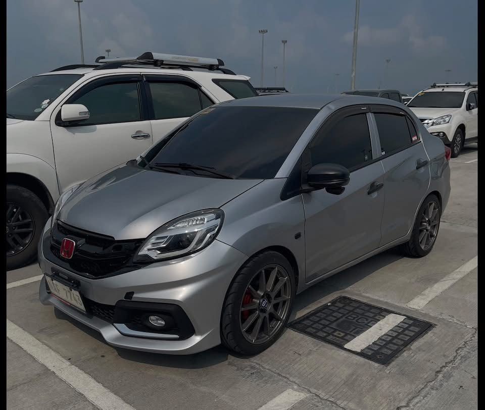Honda Brio Amaze (Category: Used Cars) located in Quezon City. Submitted by djdjdjdjdjdj (Listing ID 1470890937, Image 1). Description: Brio amaze 43000 km odo only Loaded Registered until 2027 Cold aircon Gas and go .