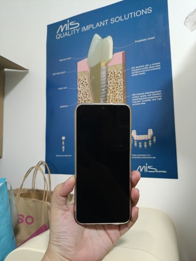 Honor X6b 128GB/6+6GB RAM (Category: Cases & Sleeves) located in Cebu City. Submitted by mariatweedehunds (Listing ID 1470928036, Image 2). Description: Honor X6b 128GB/6+6GB RAM Used like new. Good condition. Bought this year only. Seldom used Rfs: extra phone Note: mini scratches on tempered only. Meet up inside SM Seaside or SM Mabolo 6-7PM.