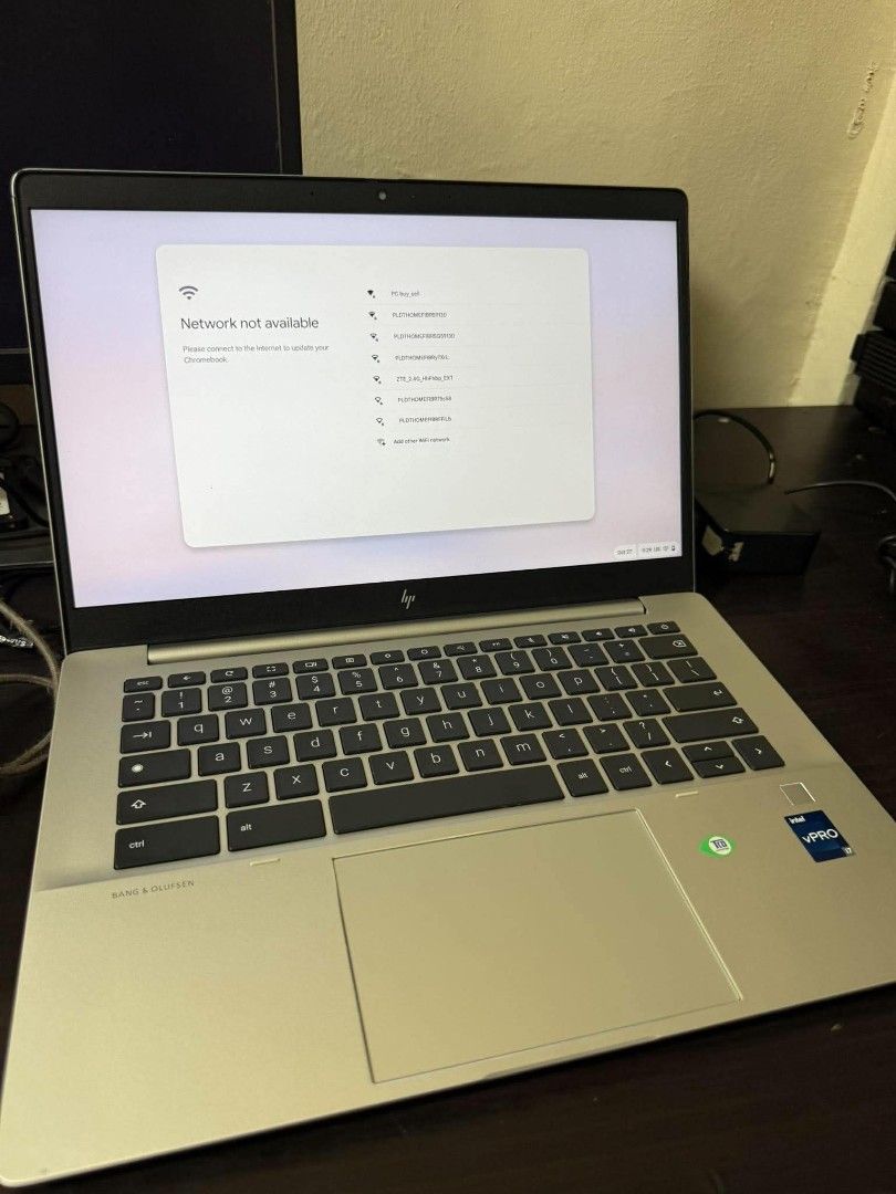 HP Elite c640 G3 Chromebook (Category: Laptops & Notebooks) located in Manila. Submitted by happyearth.953a15 (Listing ID 1470859997, Image 1). Description: HP Elite c640 G3 Chromebook I7 12th gen 16gb ram 256gb storage Chrome OS Chrome OS Unit with charger No issue ✅ No issue ✅ 💸💸 13,500 each Location: San Andres bukid manila Pick up or meet up.