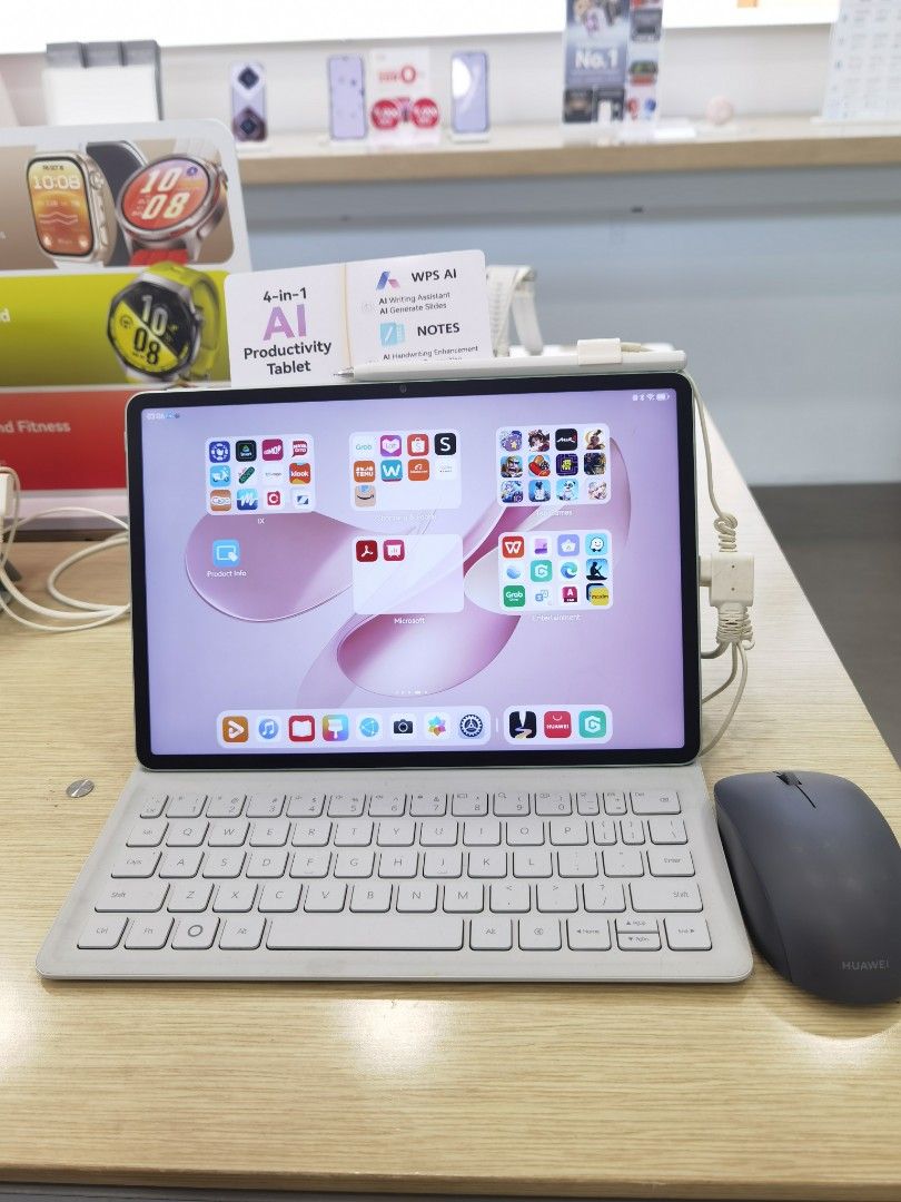 HUAWEI Matepad 11.5s 2026 Papermatte Edition (Category: Android) located in Las Pinas. Submitted by huawei003 (Listing ID 1470806055, Image 1). Description: Specification *PC-Level WPS Office 3.0 *144Hz High-Refresh Rate Huawei FullView Display *Huawei Notes Ultimate Notetaking Buddy *Detachable Keyboard with Bundle M-pencil and Huawei Mouse Available Color Green & Space Gray Mode of payment 👉 All Major CreditCards 0% interes up to 24 months and