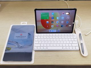 (Category: ) located in . Submitted by huawei003 (Listing ID 1470824565, Image 1). Description: .