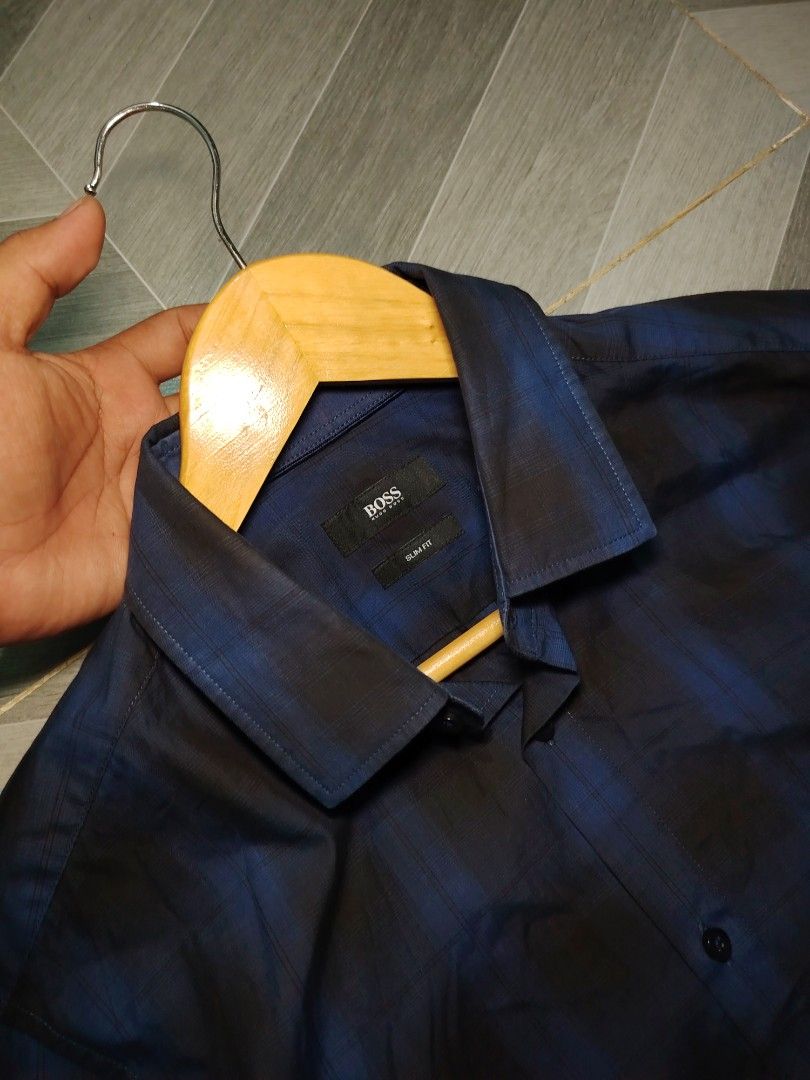HUGO BOSS BUTTONDOWN LONGSLEEVE POLO (Category: Tshirts & Polo Shirts ) located in Polomolok. Submitted by urfindsph (Listing ID 1470838450, Image 3). Description: Hugo Boss Buttondown Polo Longsleeve Like new 10/10 Size M 20.5x28/29 -Sobrang Ganda neto pang Occasion ❗ -Hangtag nalang Kulang Pm sir.